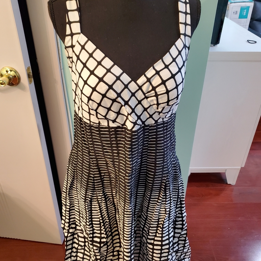 Pretty Summer dress for women By dress barn:size16